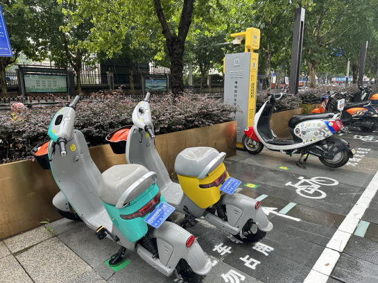 貓先生智能電動(dòng)車(chē)充電樁、電動(dòng)車(chē)掃碼充電樁、共享電動(dòng)車(chē)充電樁廠(chǎng)家
